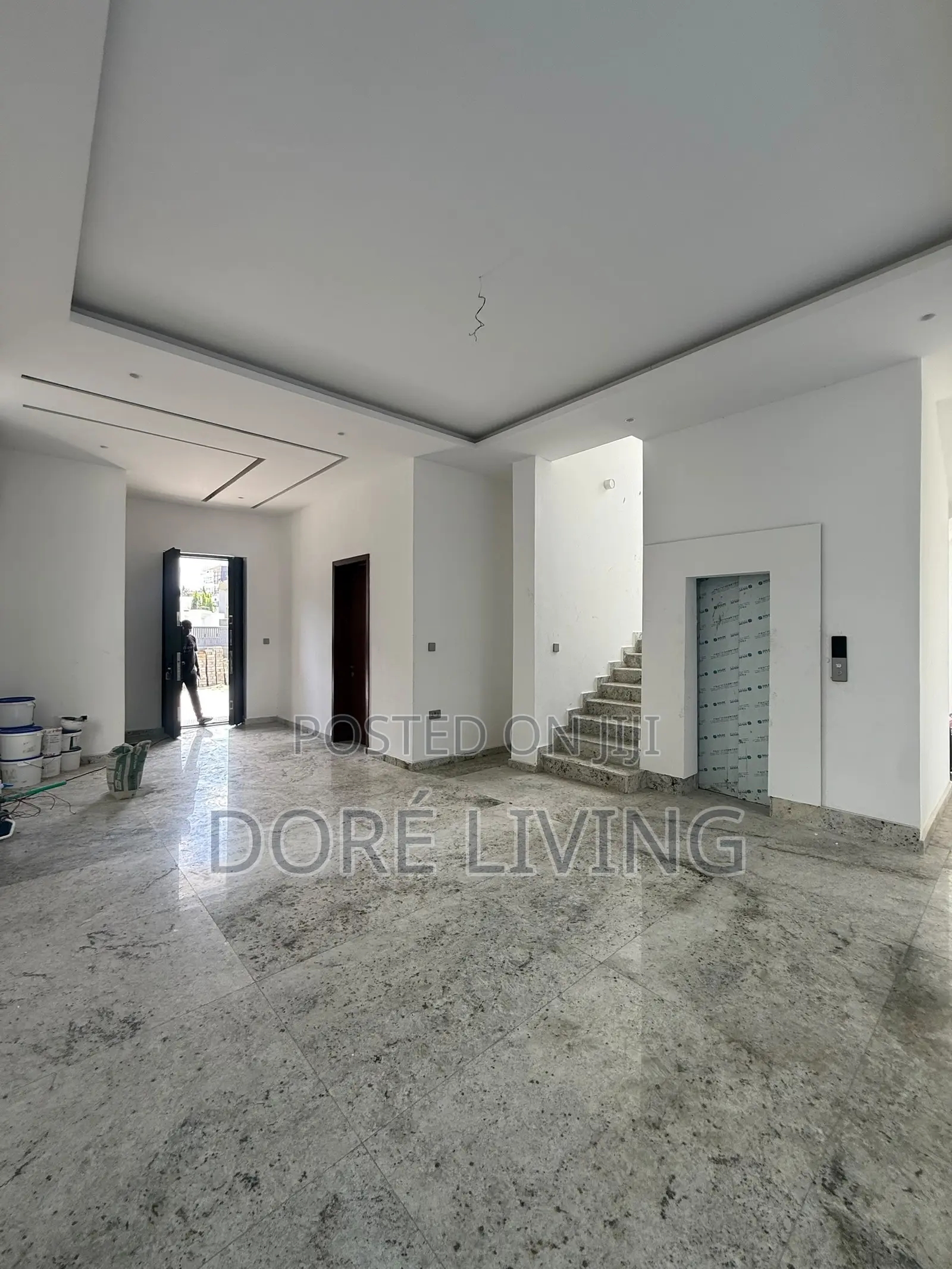 5bdrm Mansion in Banana Island for sale