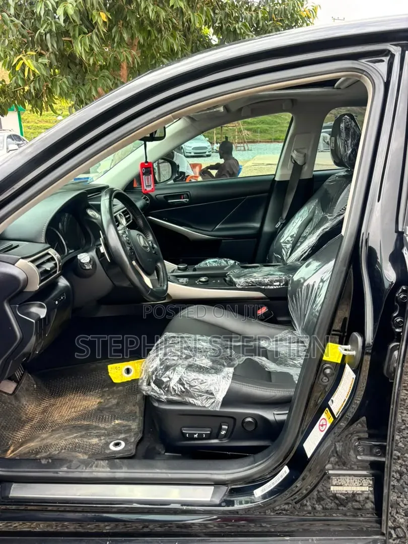 Lexus IS 250 4WD 2014 Black