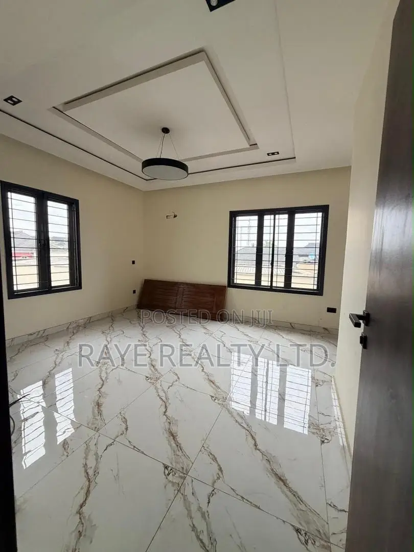 4bdrm Duplex in Magodo for sale