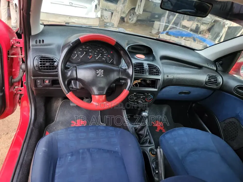 Peugeot 206 2004 Red