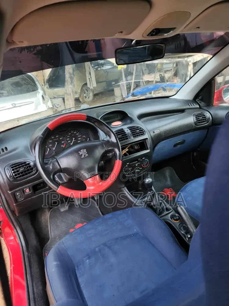 Peugeot 206 2004 Red