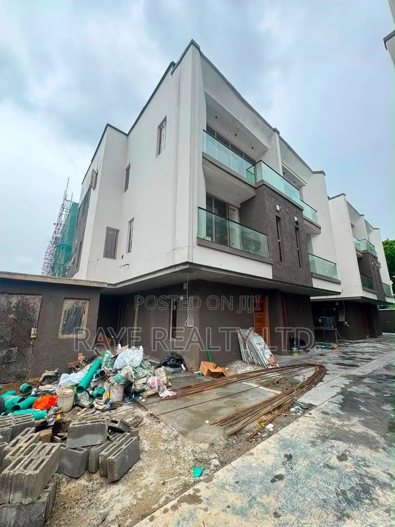 4bdrm Duplex in Adeniyi Jones for sale