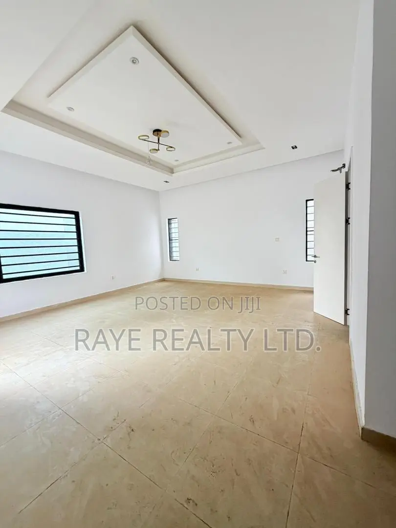4bdrm Duplex in Adeniyi Jones for sale
