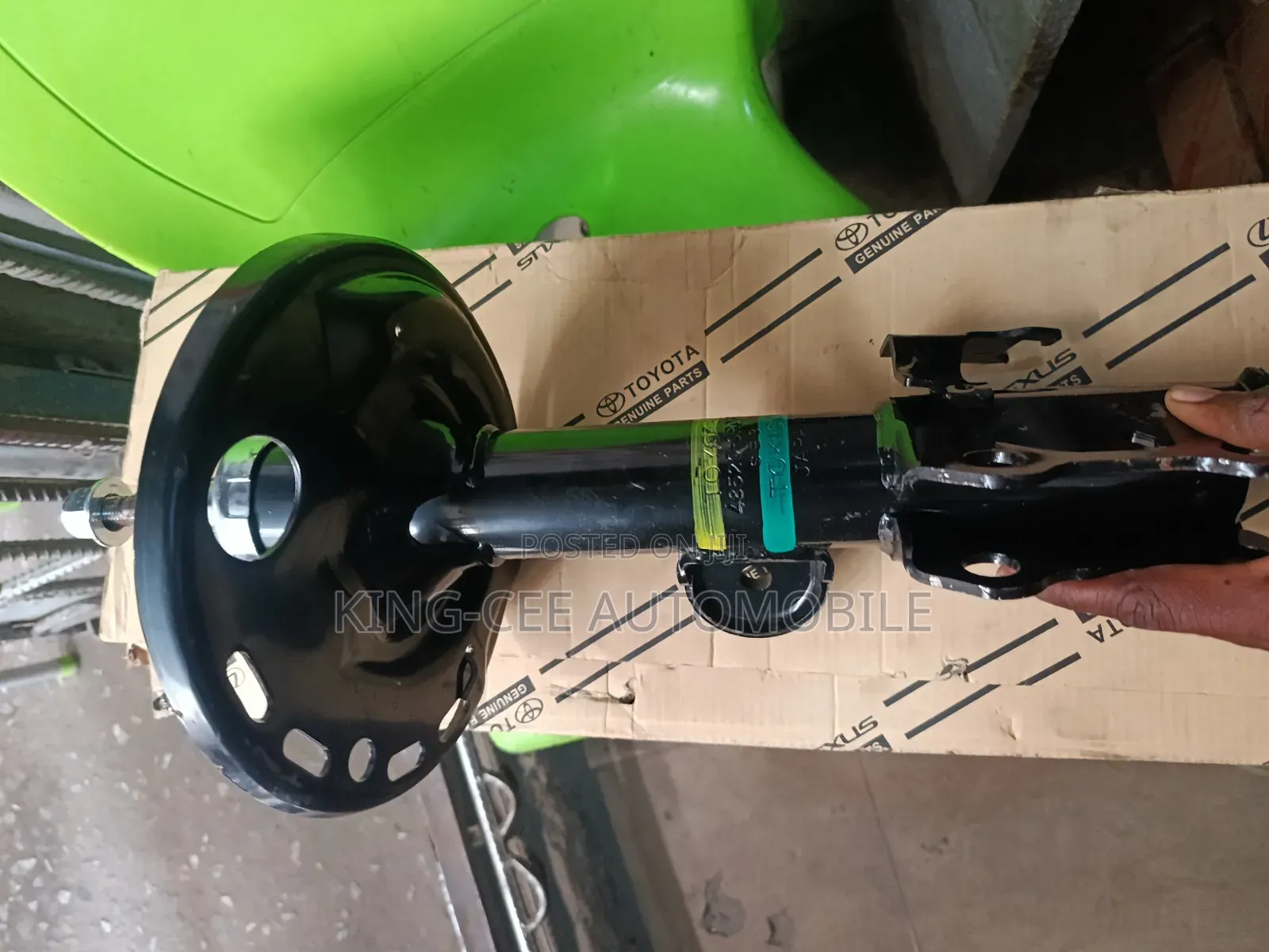 Front Shock Absorber Toyota Rav4, Nx200