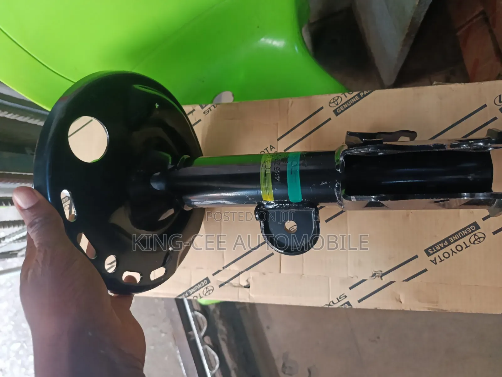 Front Shock Absorber Toyota Rav4, Nx200