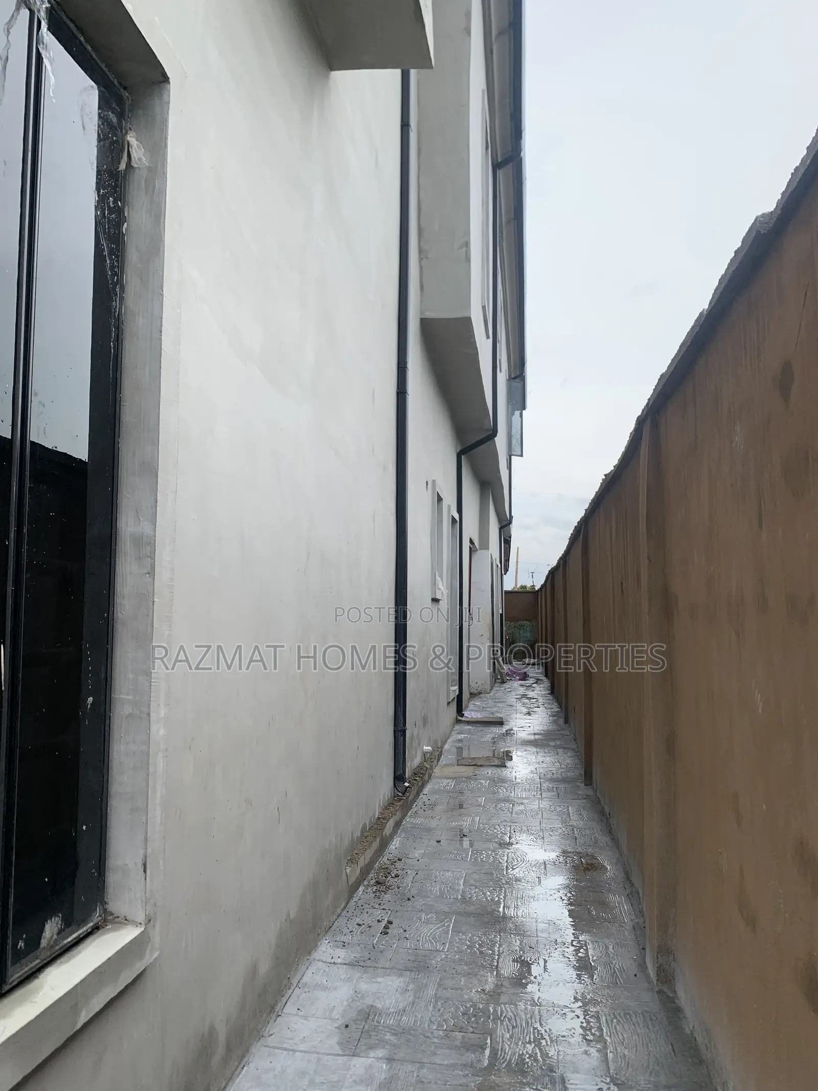 2bdrm Block of Flats in Itire for rent
