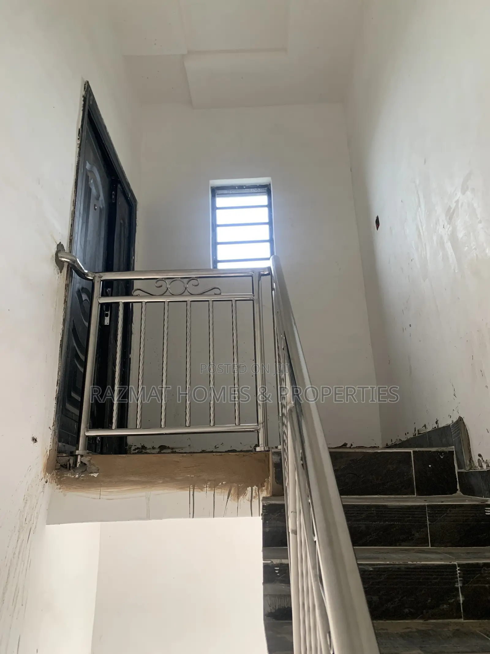2bdrm Block of Flats in Itire for rent