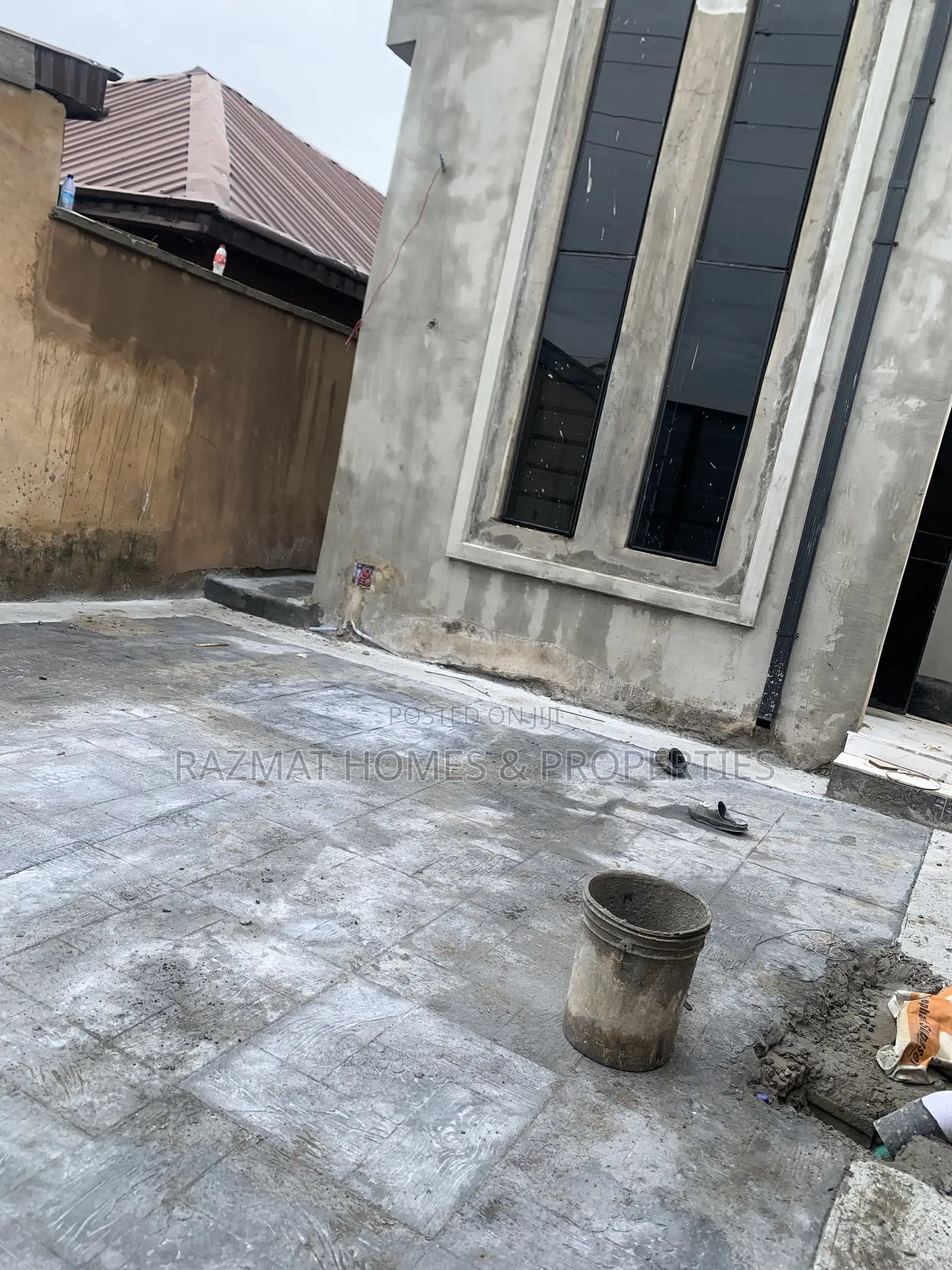 2bdrm Block of Flats in Itire for rent