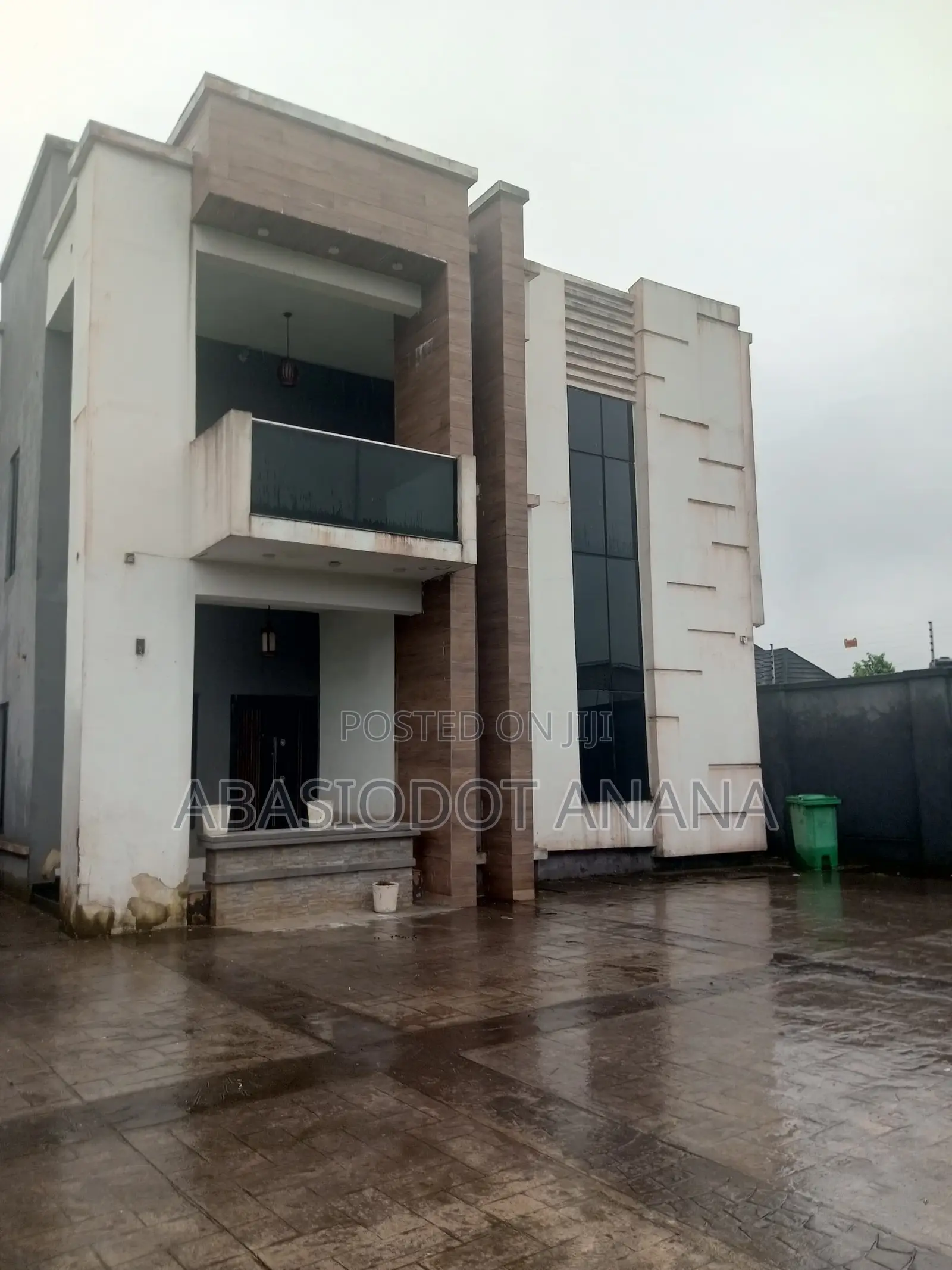 4bdrm Duplex in Ewethousing Estate, Uyo for rent