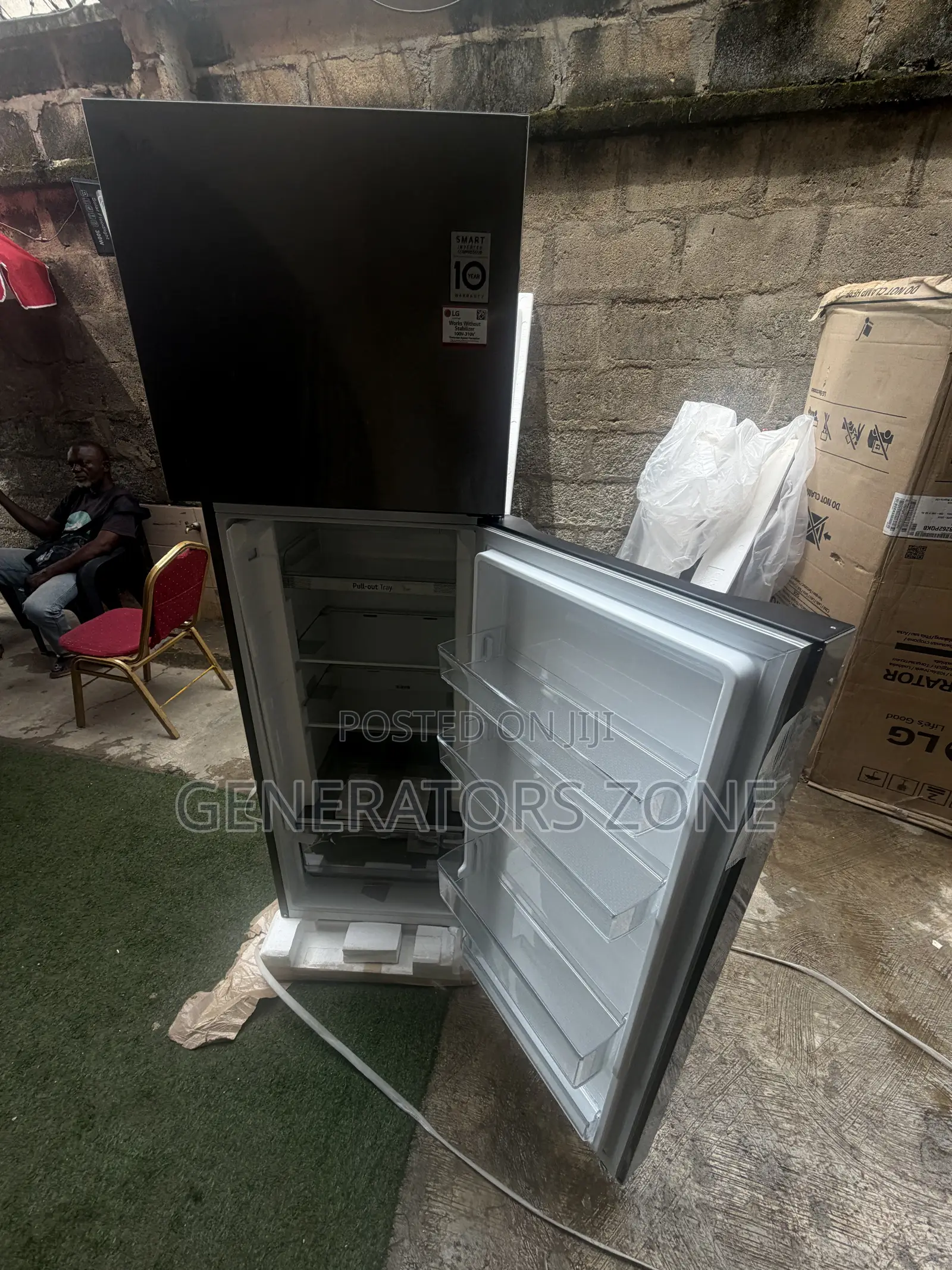 LG GL-B262PQKB 287L Kitchen Essentials Refrigerator
