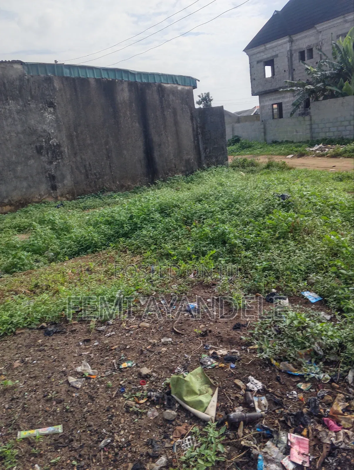 4bdrm Bungalow in Ire Estate, Igbogbo for sale
