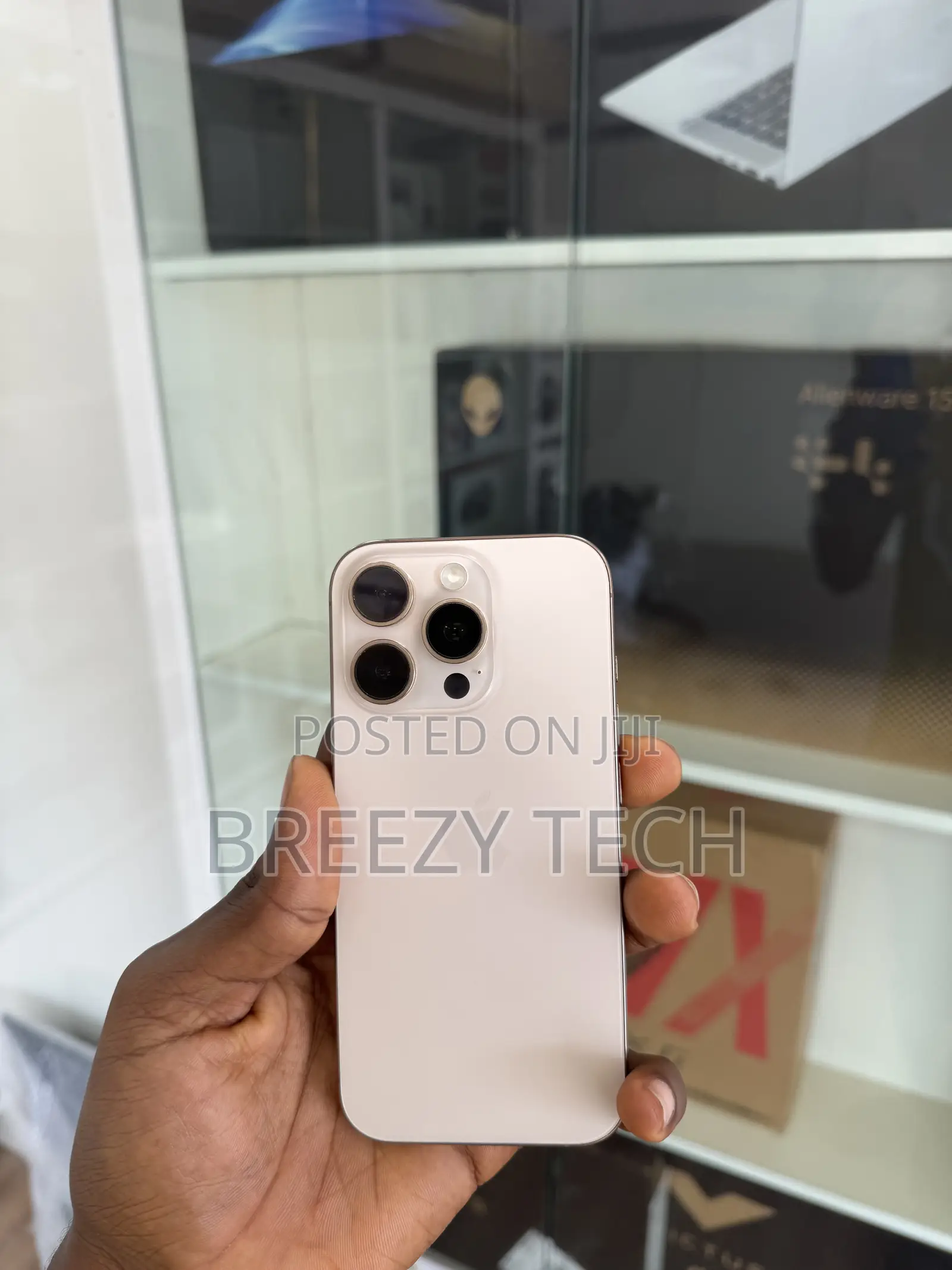 Apple iPhone 16 Pro 256 GB Gold