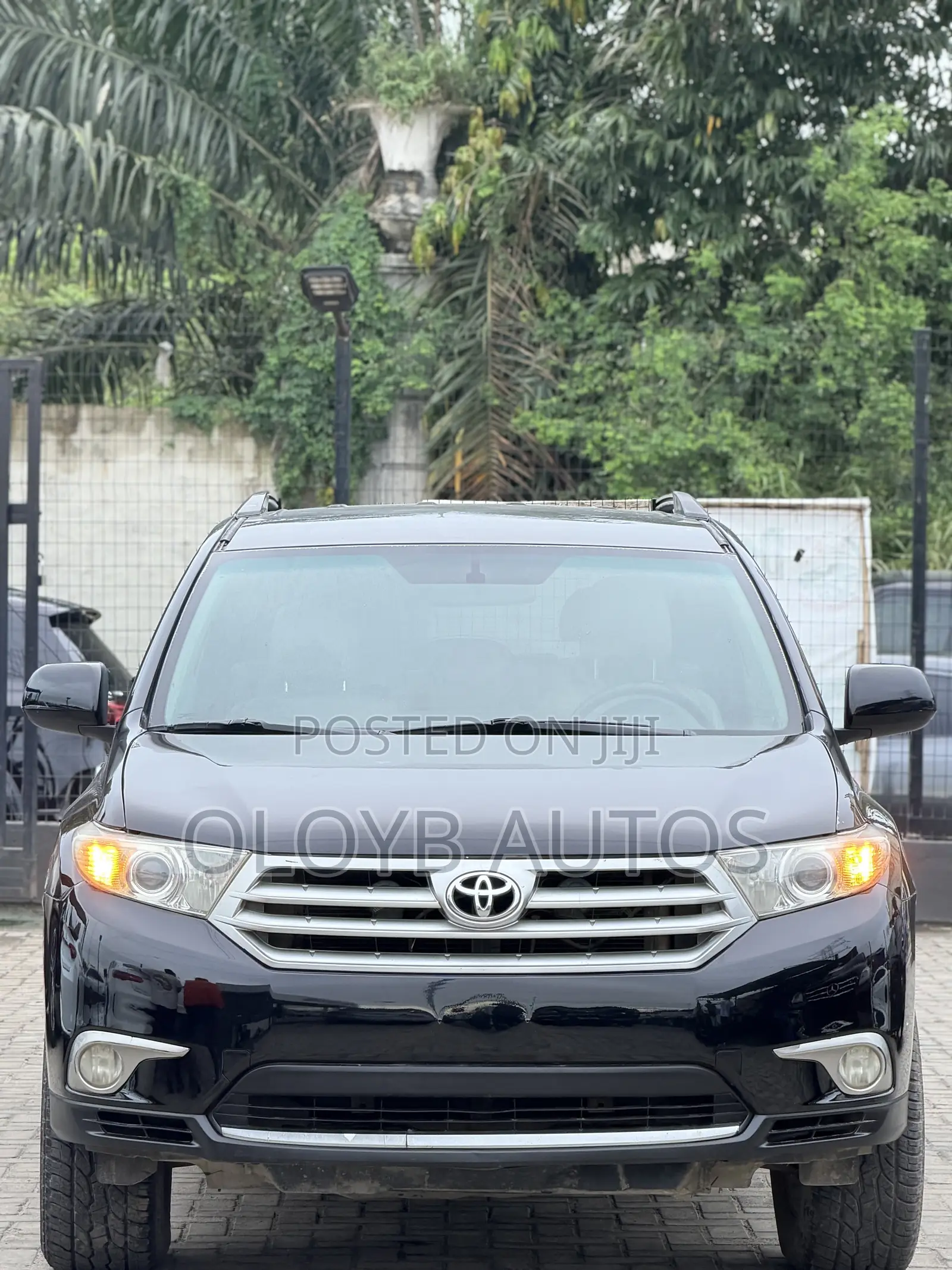 Toyota Highlander Limited 3.5l 4WD 2013 Black