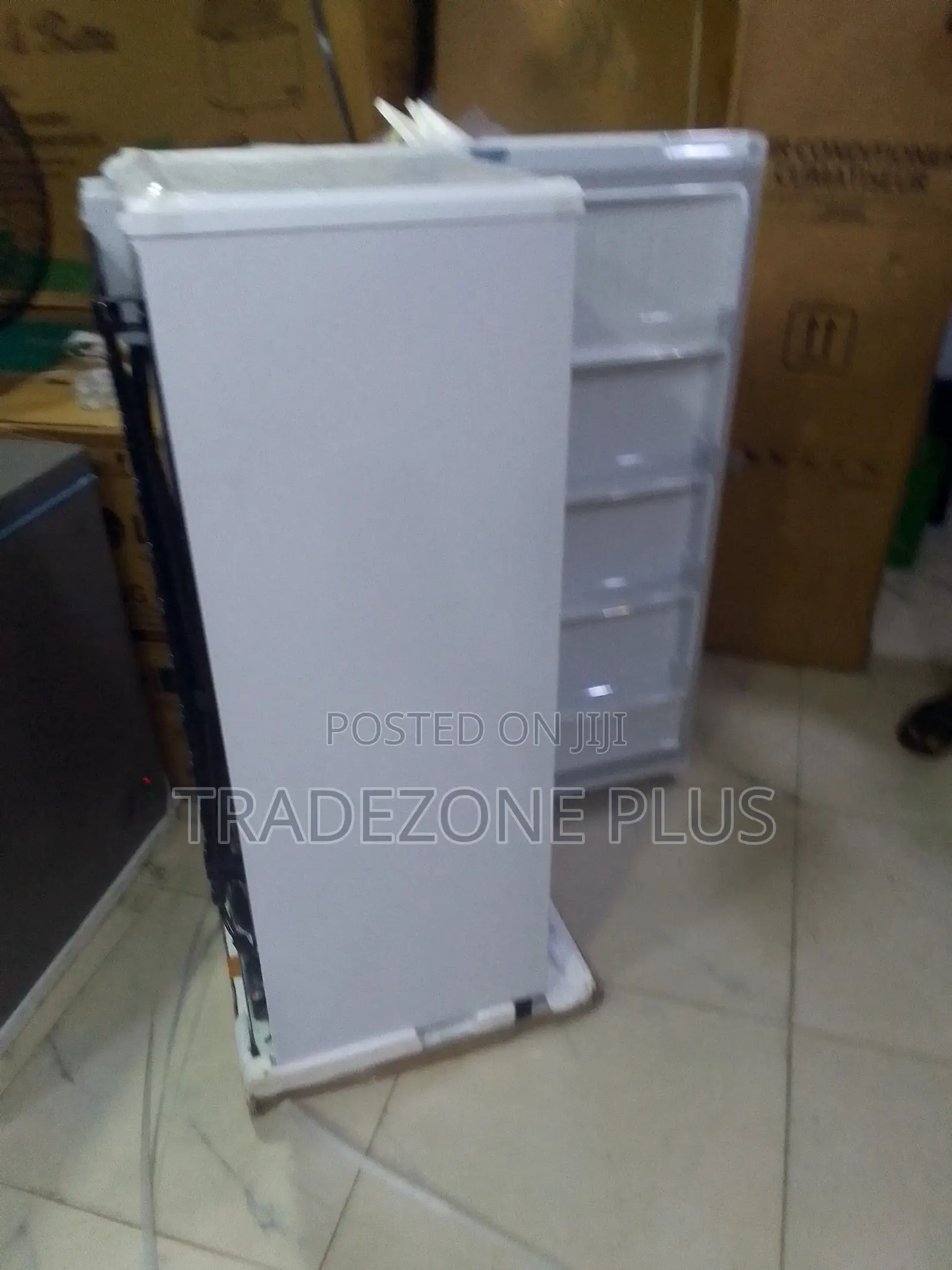 LG GN-304SQBR 168L Freezer – Large Storage Space