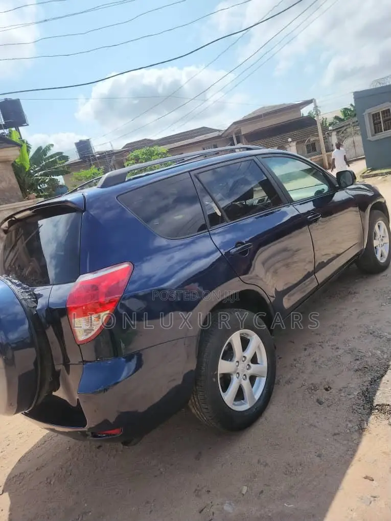 Toyota RAV4 2007 Blue