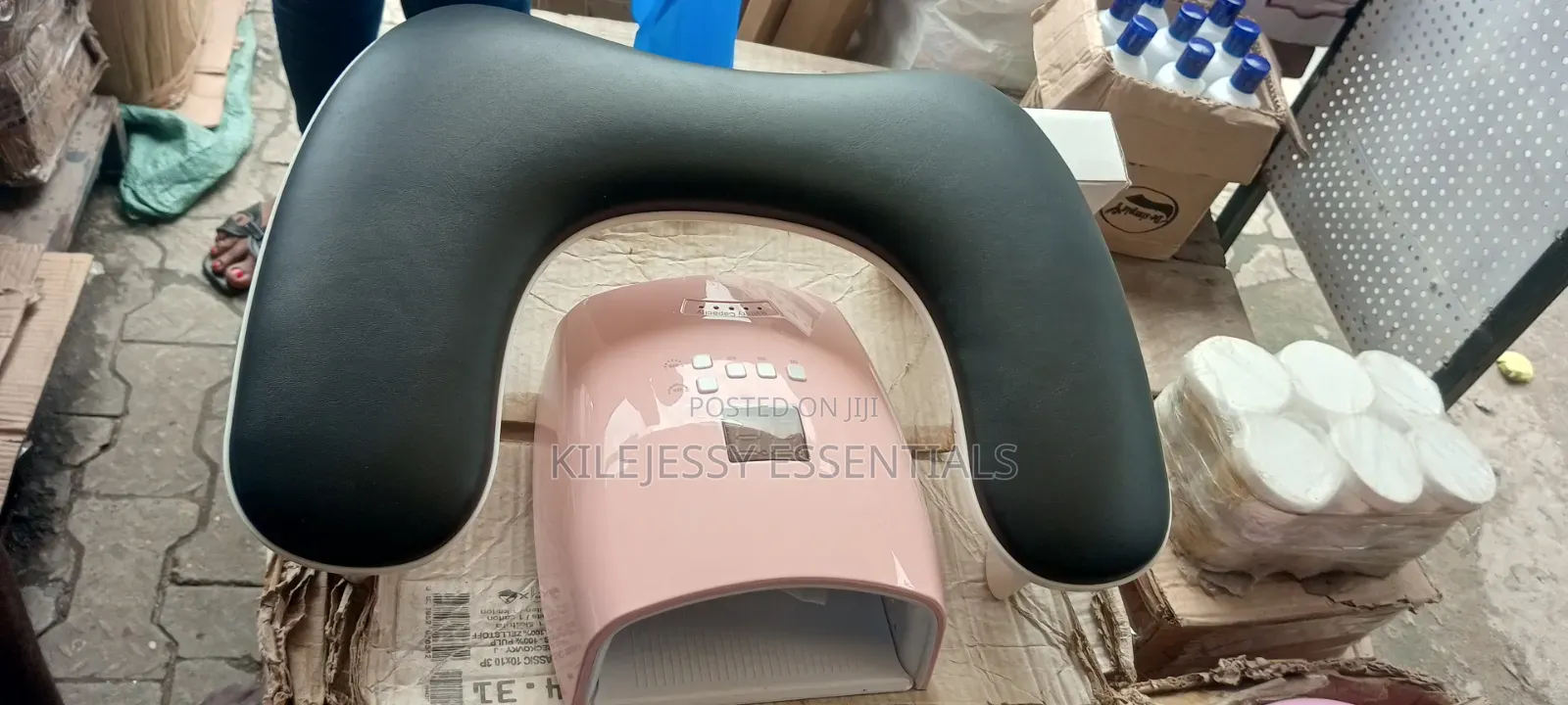 2-in-1 UV LED Nail Lamp & Manicure Hand Rest Cushion