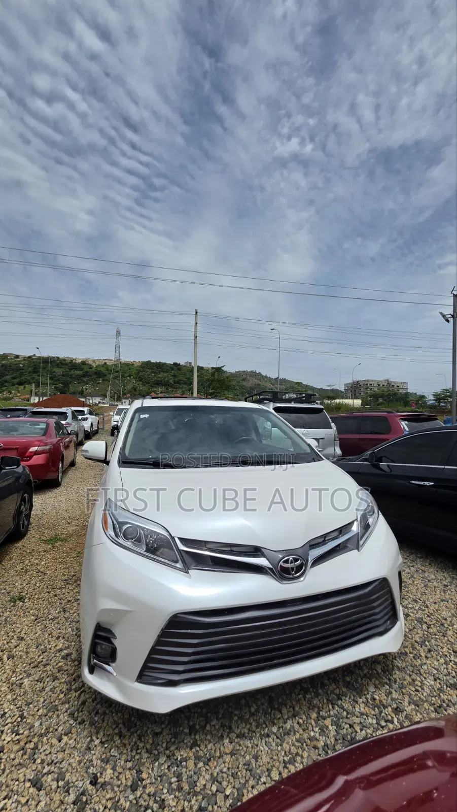 Toyota Sienna Limited Premium 7 Passenger (3.5L 6cyl 8A) 2016 White