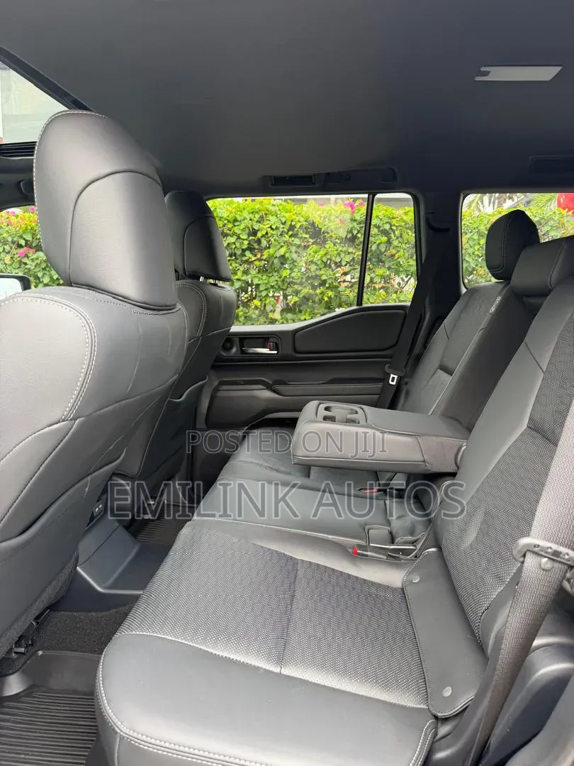 New Toyota Land Cruiser Prado 2026 Black