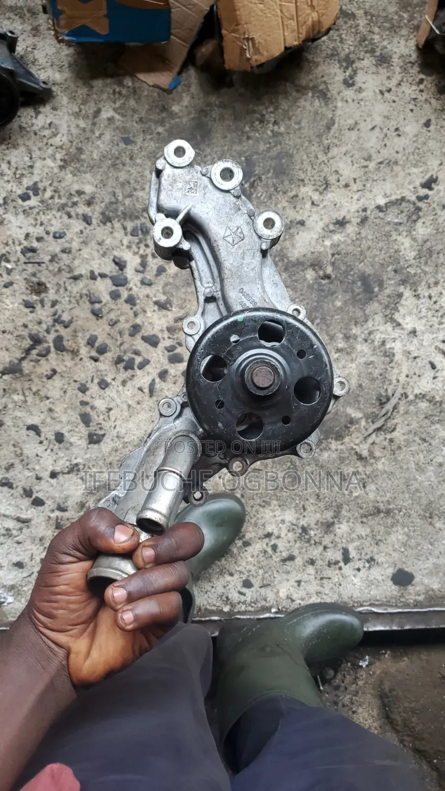 Water Pump Jeep Cherokee/ Wrangler / Dodge Challenger