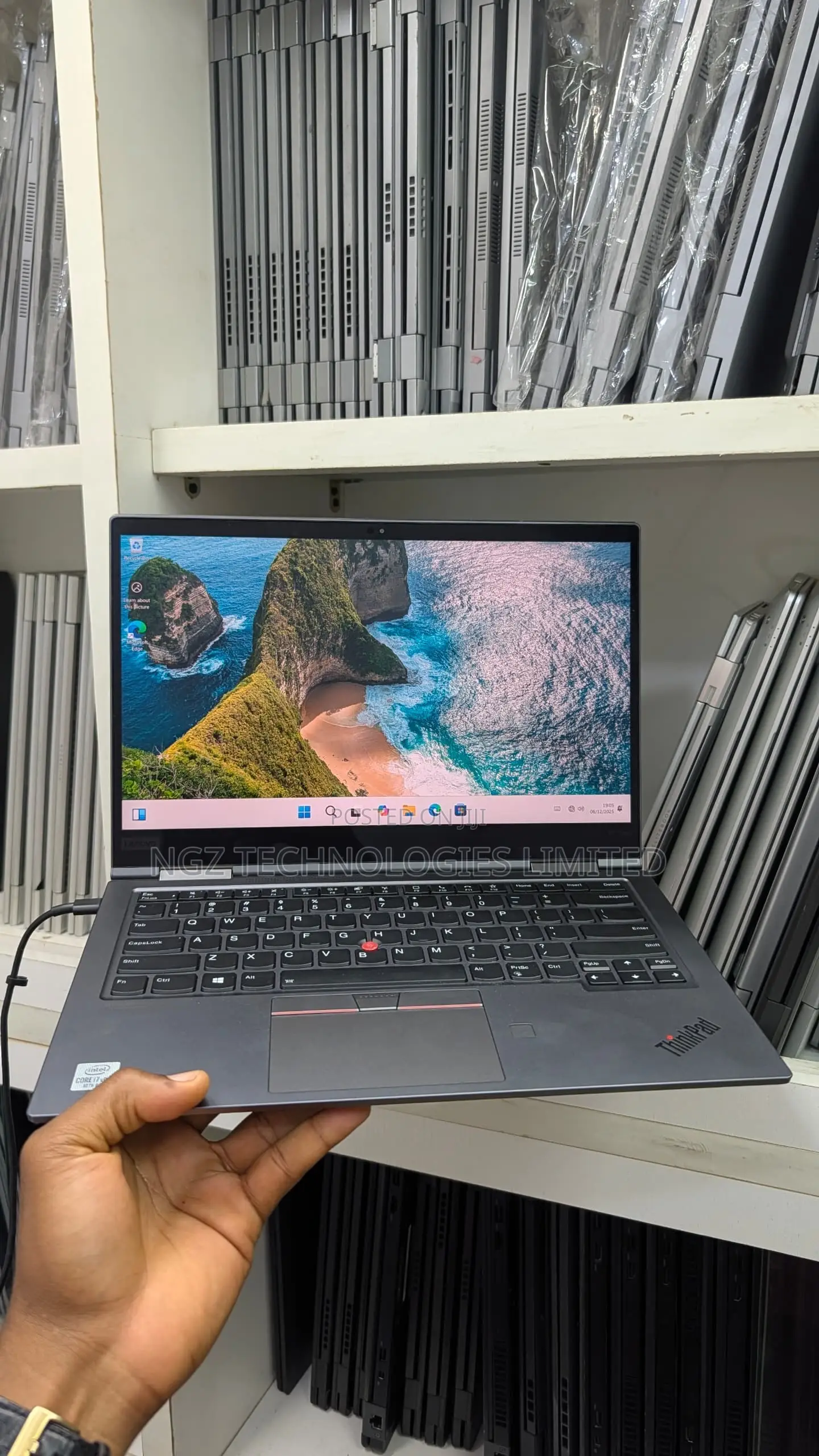 Laptop Lenovo ThinkPad X1 Yoga 16GB Intel Core i7 SSD 256GB
