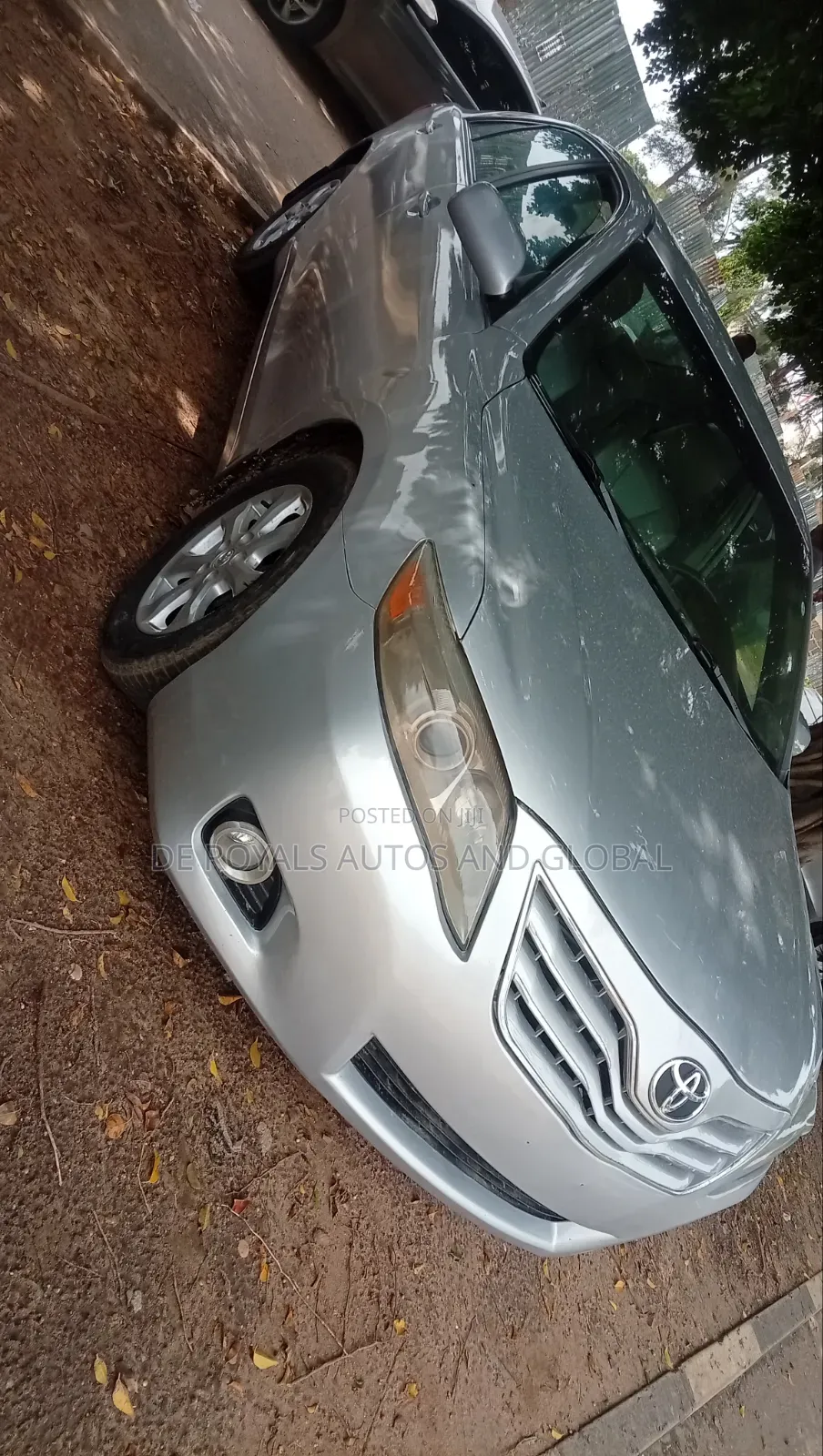 Toyota Camry 2010 Silver