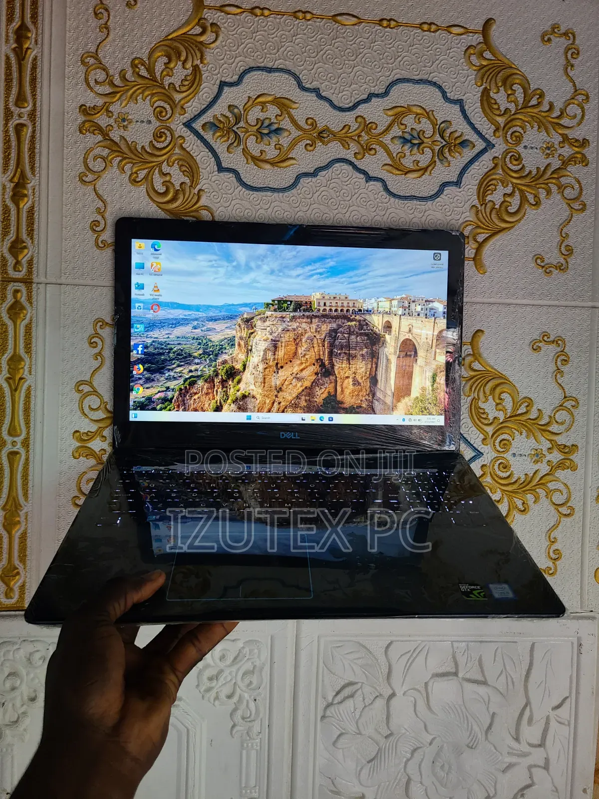 Laptop Dell G3 15 3579 8GB Intel Core i5 SSD 256GB