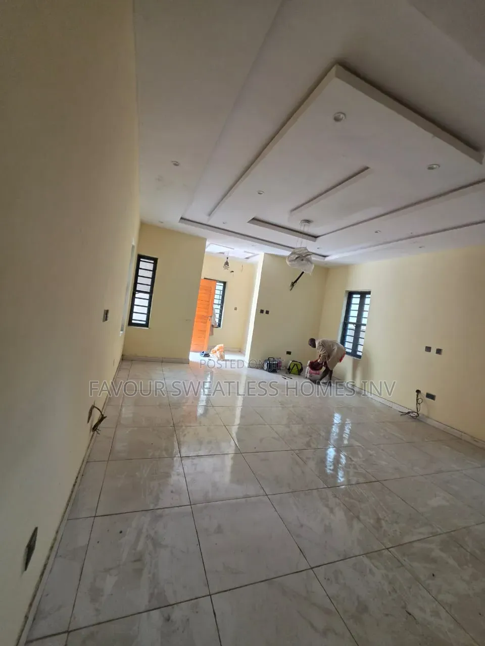Furnished 5bdrm Duplex in GRA Phase 2 Shangisha for rent