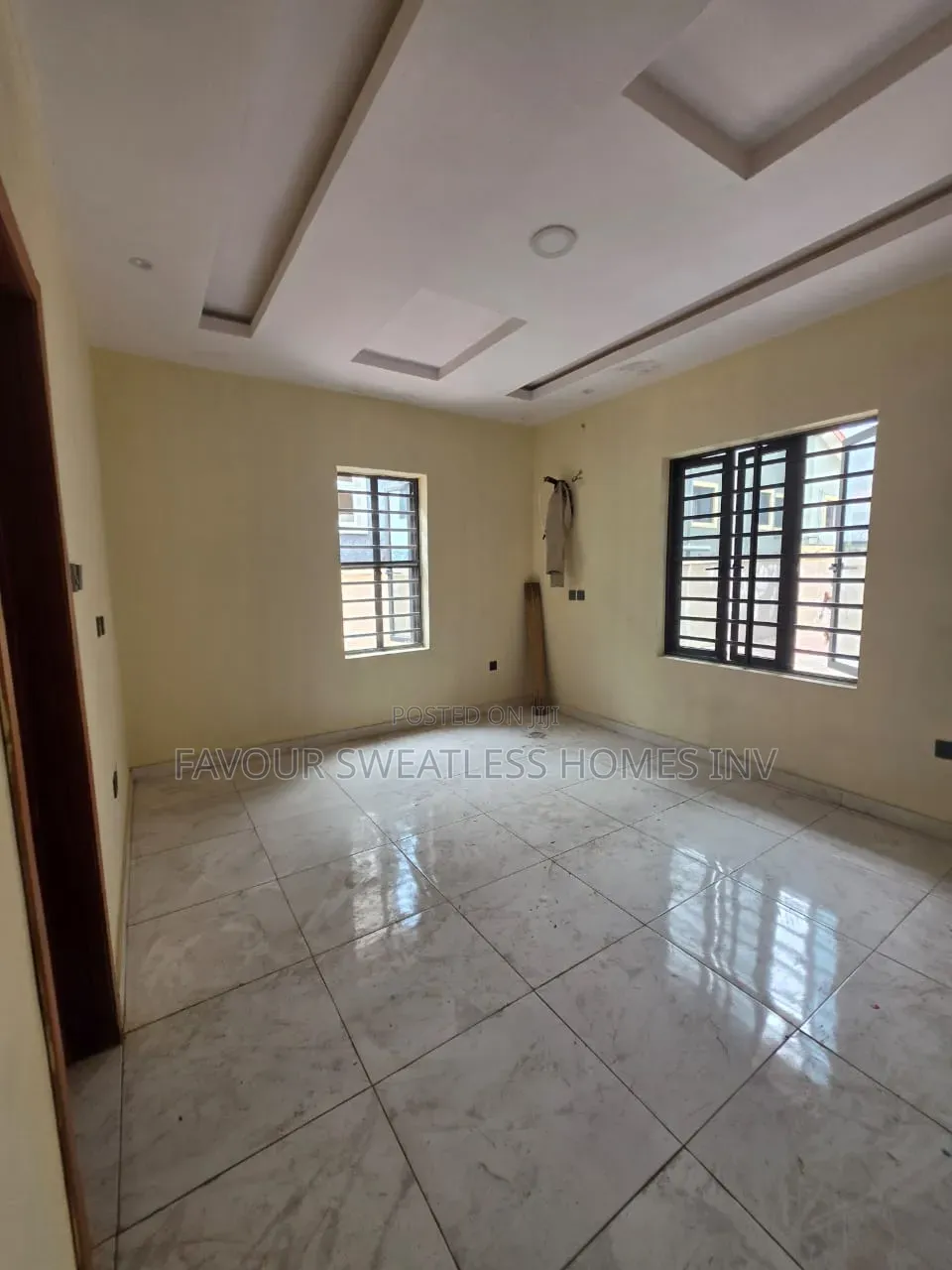 Furnished 5bdrm Duplex in GRA Phase 2 Shangisha for rent