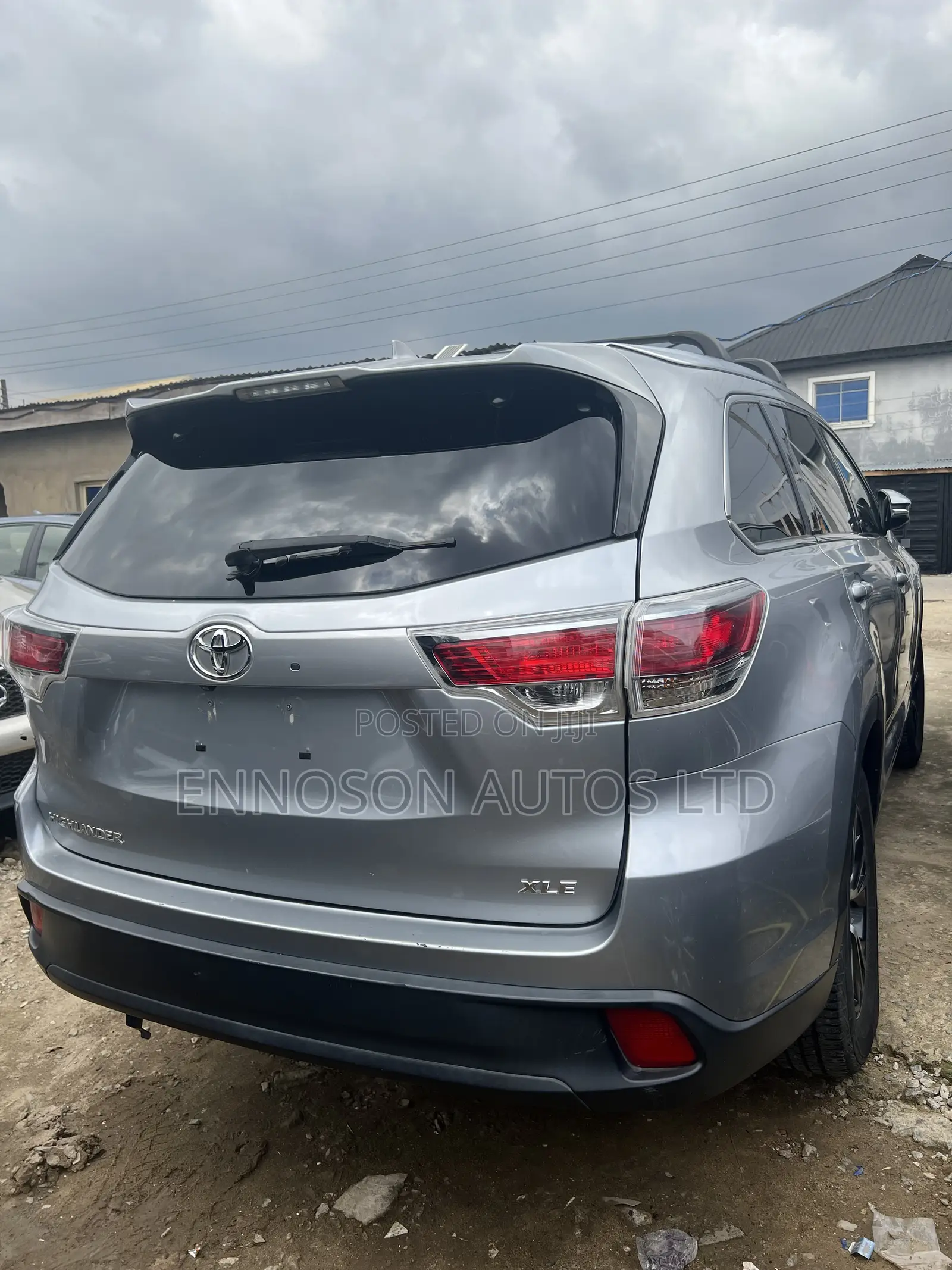 Toyota Highlander XLE V6 4x4 (3.5L 6cyl 6A) 2016 Gray