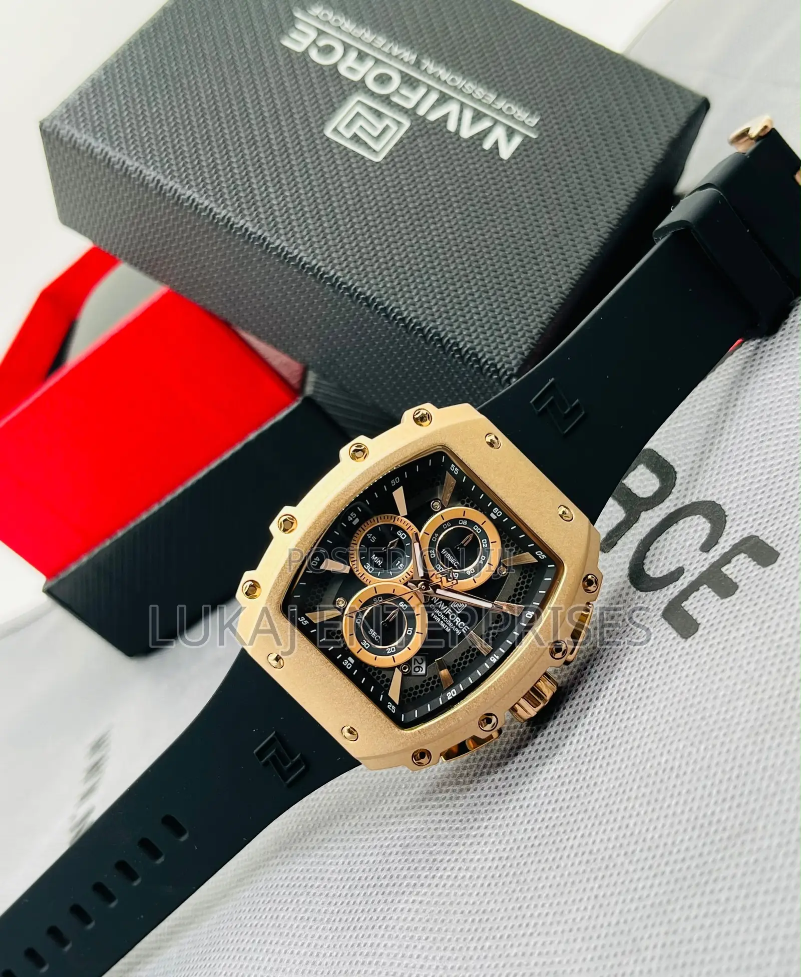 Naviforce Nf8070 Watch