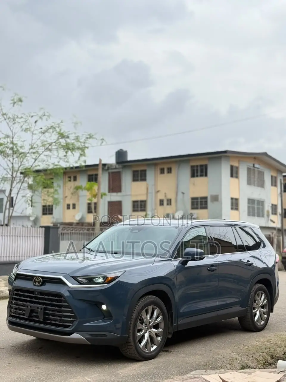 Toyota Grand Highlander Limited AWD 2026 Blue