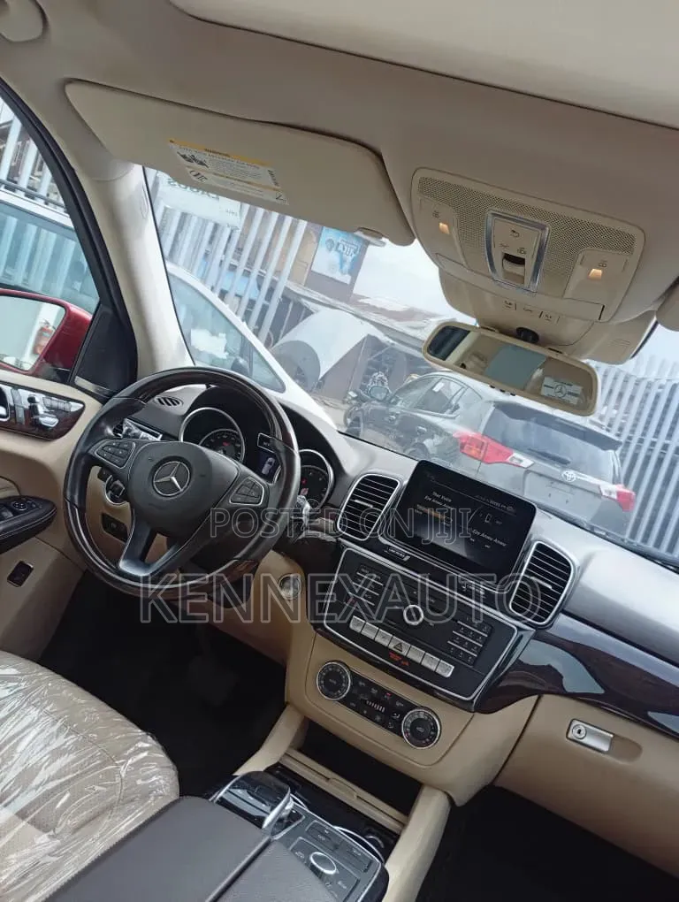 Mercedes-Benz GLE-Class 2017 Burgundy
