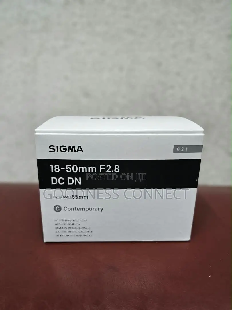 SIGMA 18-50mm F/2.8 DC DN | Contemporary Lens