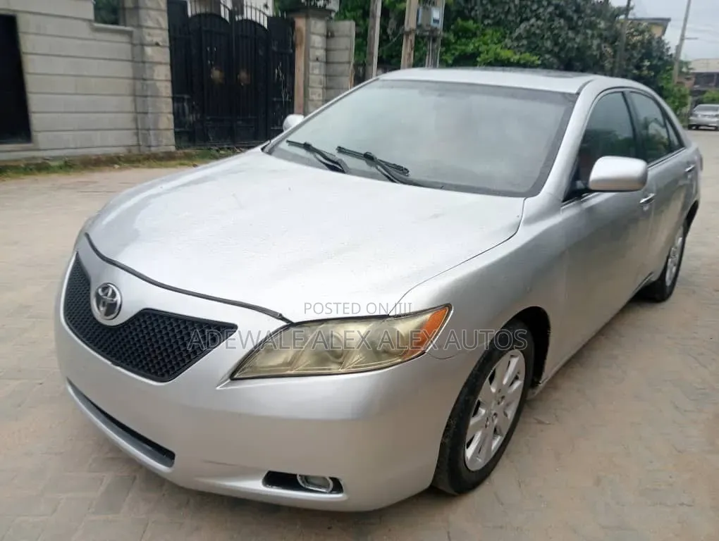 Toyota Camry 2008 Silver