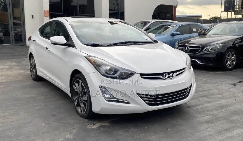 Hyundai Elantra Limited 4dr Sedan (1.8L 4cyl 6A) 2015 White