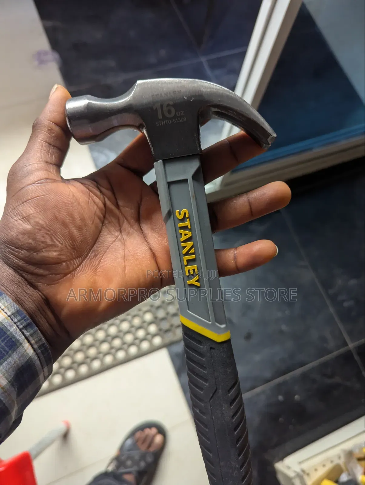 Stanley Fiberglass Curved Claw Hammer (Such as the 16oz/450g