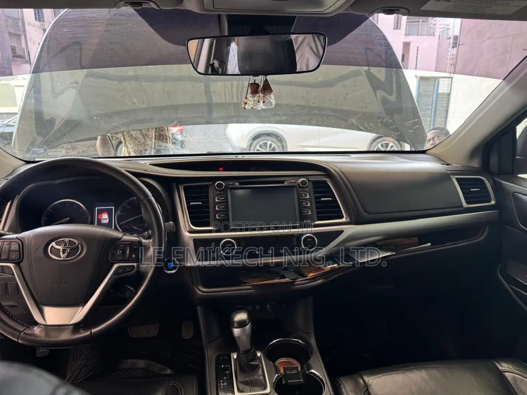 Toyota Highlander 2017 Gray