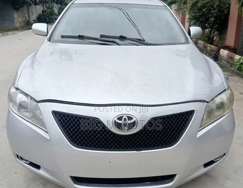 Toyota Camry LE 4dr Sedan (2.4L 4cyl 5A) 2008 Silver