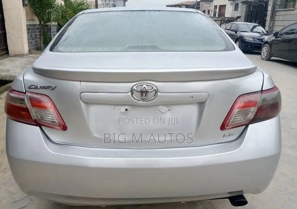 Toyota Camry LE 4dr Sedan (2.4L 4cyl 5A) 2008 Silver
