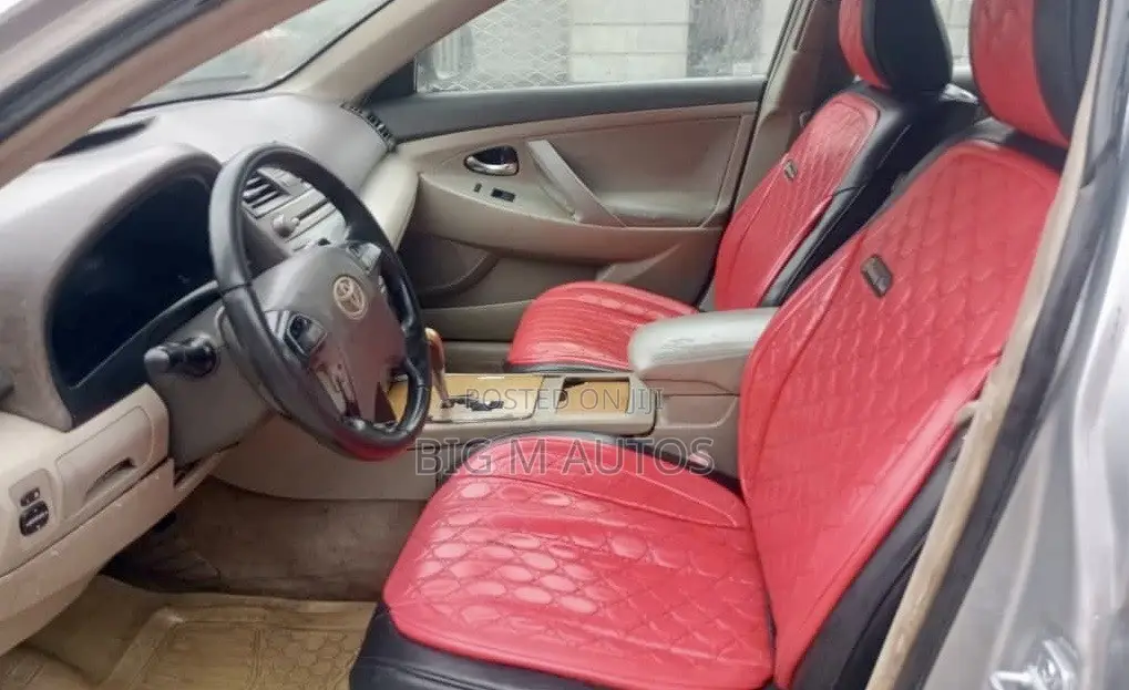 Toyota Camry LE 4dr Sedan (2.4L 4cyl 5A) 2008 Silver