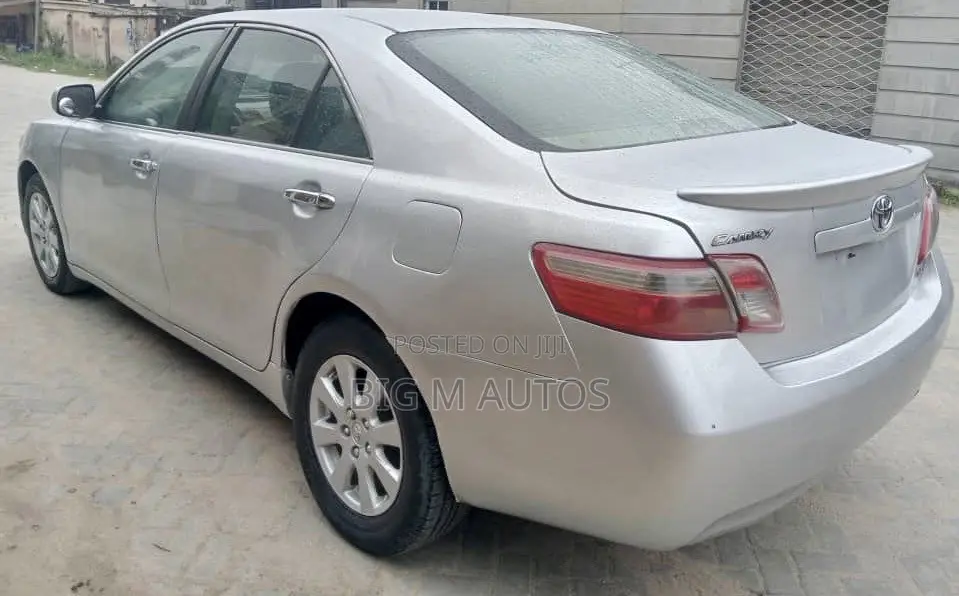 Toyota Camry LE 4dr Sedan (2.4L 4cyl 5A) 2008 Silver