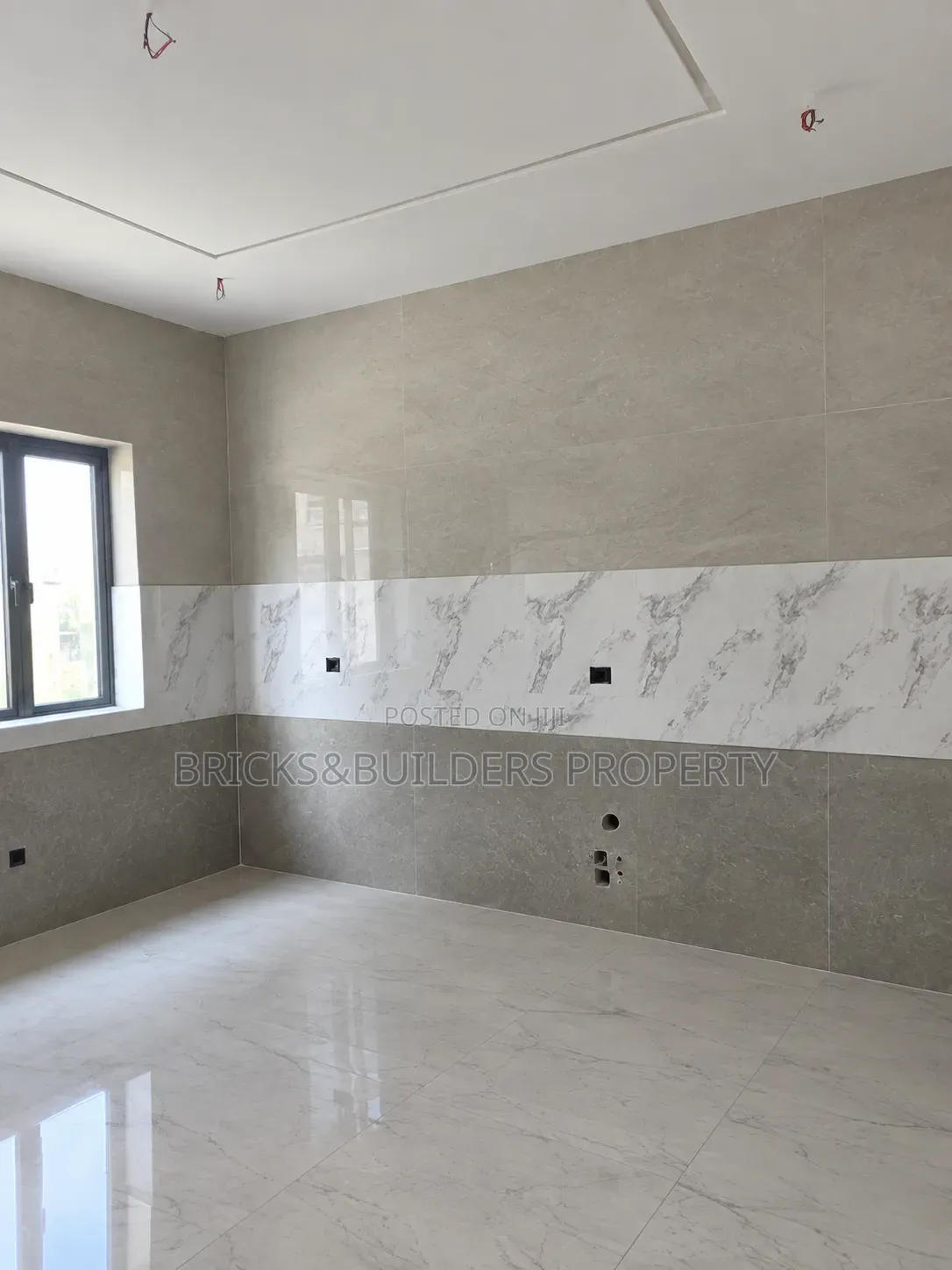 5bdrm Duplex in Guzape District for sale