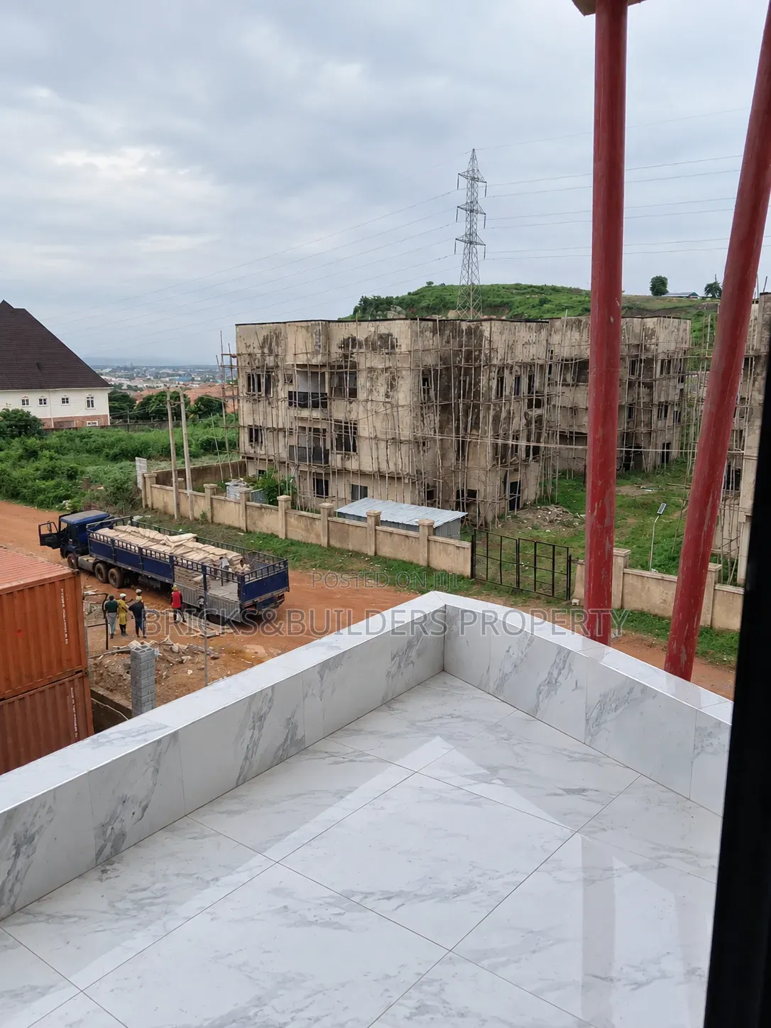 5bdrm Duplex in Guzape District for sale