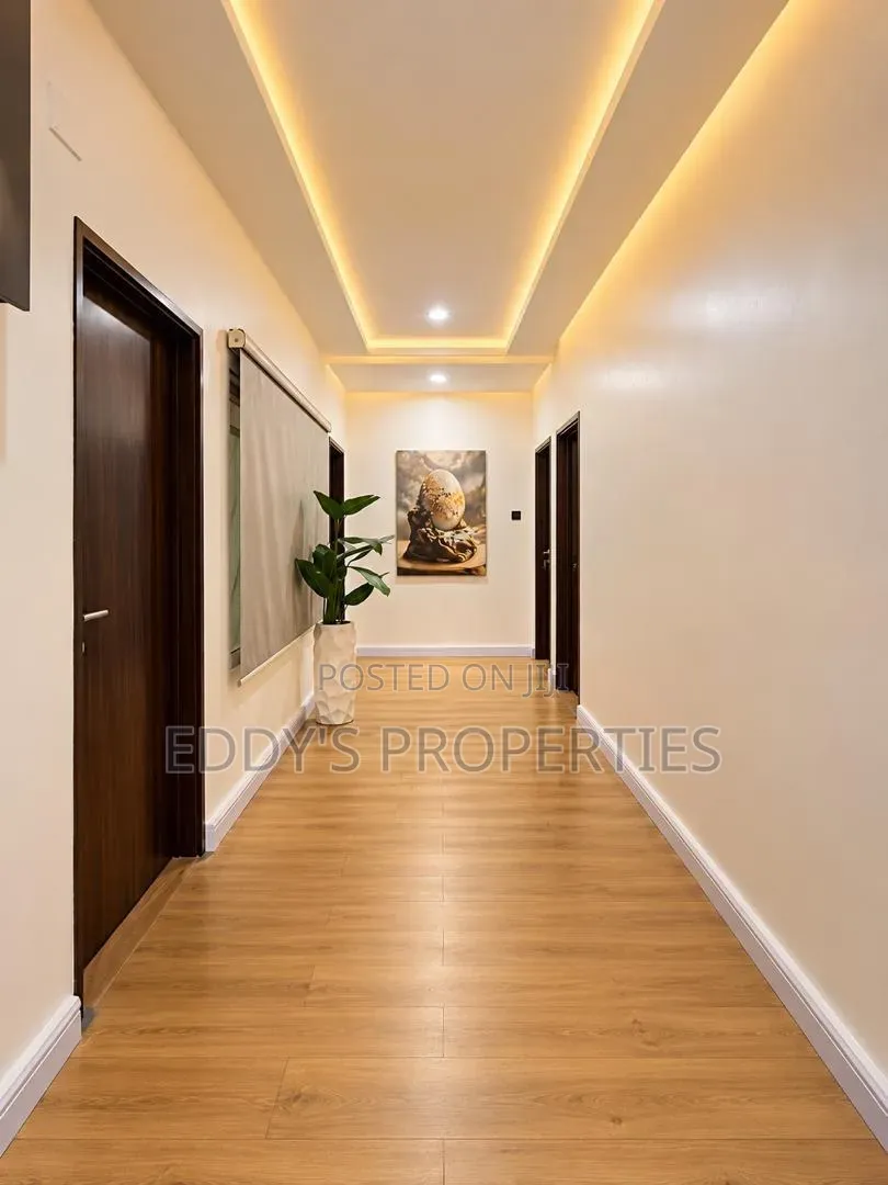 4 Bedroom Apartment