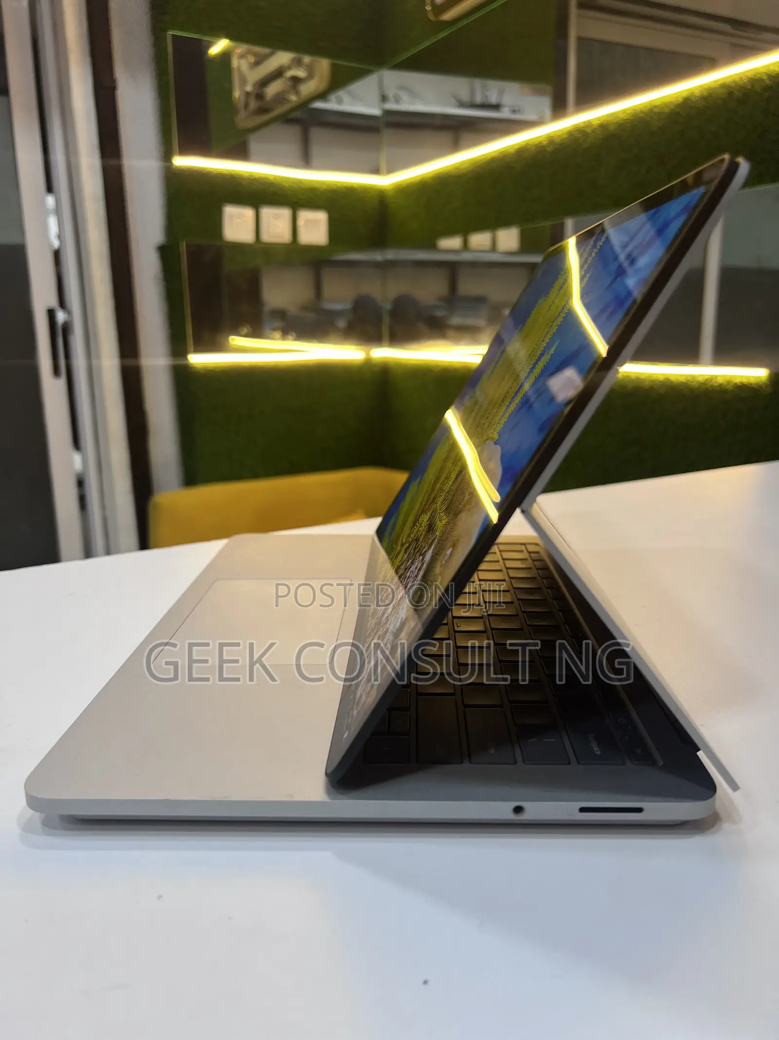 Laptop Microsoft Surface Laptop Studio 32GB Intel Core i7 SSD 1T