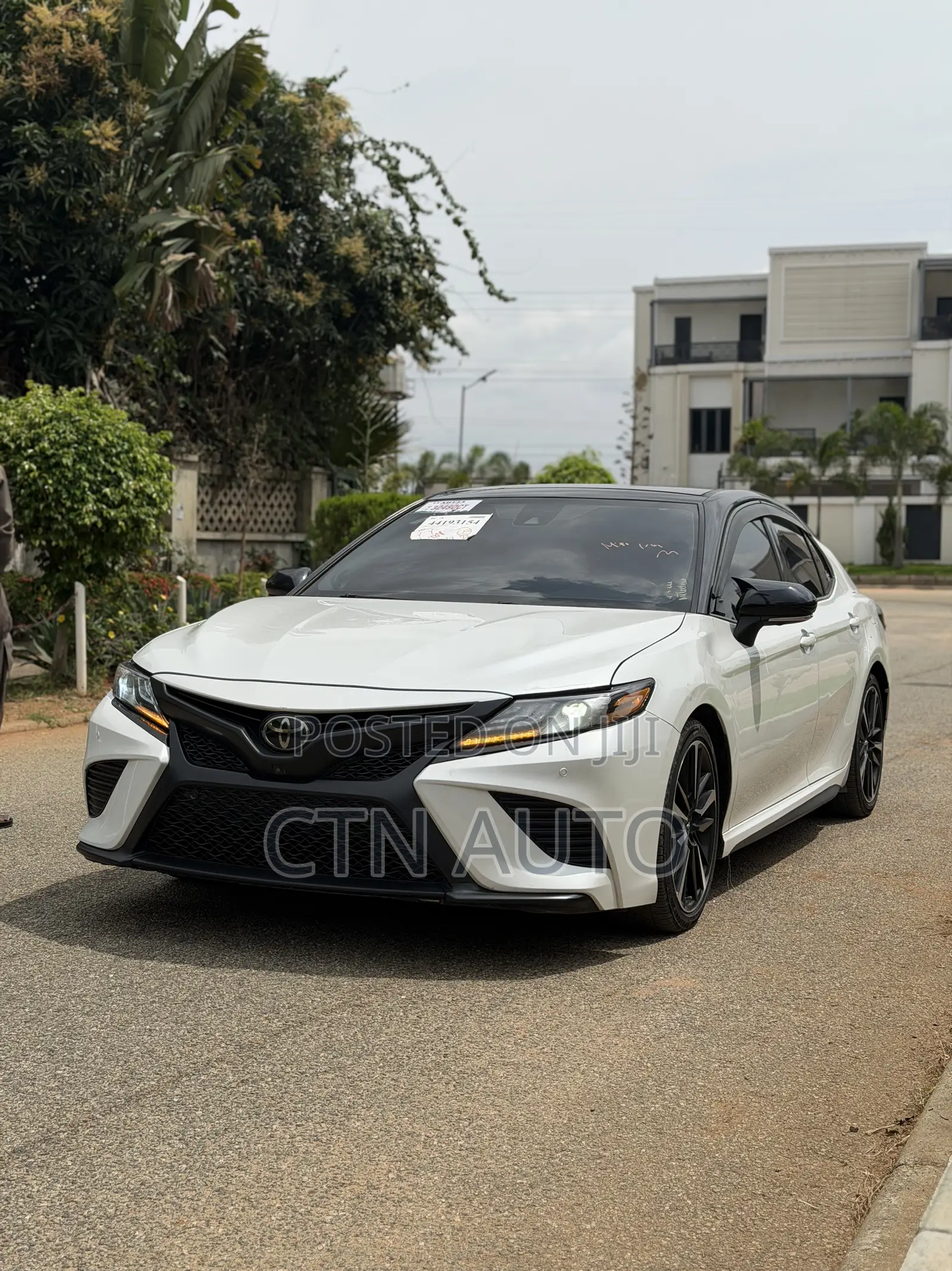 Toyota Camry XSE FWD (2.5L 4cyl 8AM) 2018 White