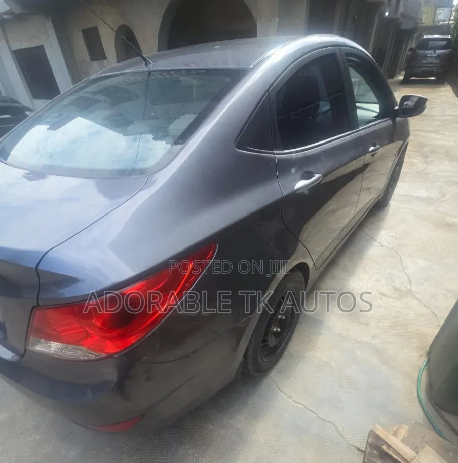 Hyundai Accent GLS 4dr Sedan (1.6L 4cyl 6M) 2014 Gray