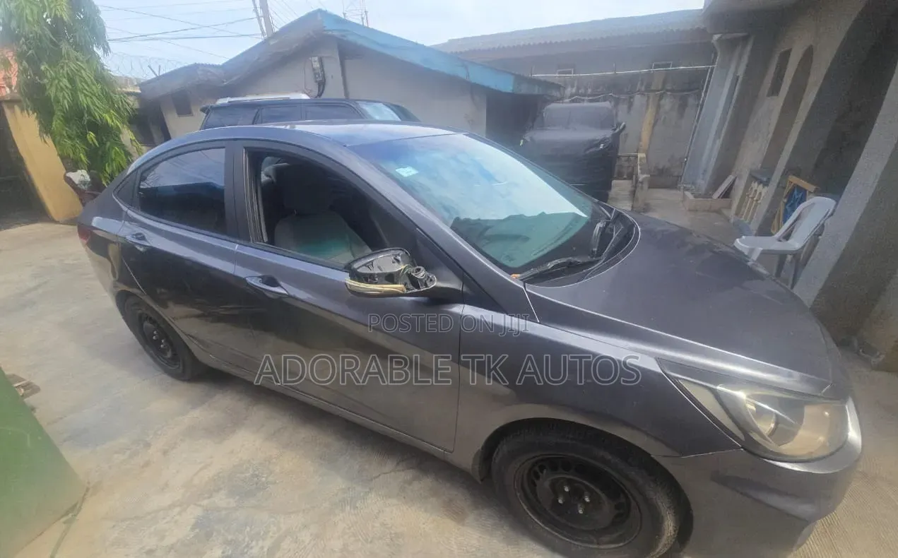 Hyundai Accent GLS 4dr Sedan (1.6L 4cyl 6M) 2014 Gray