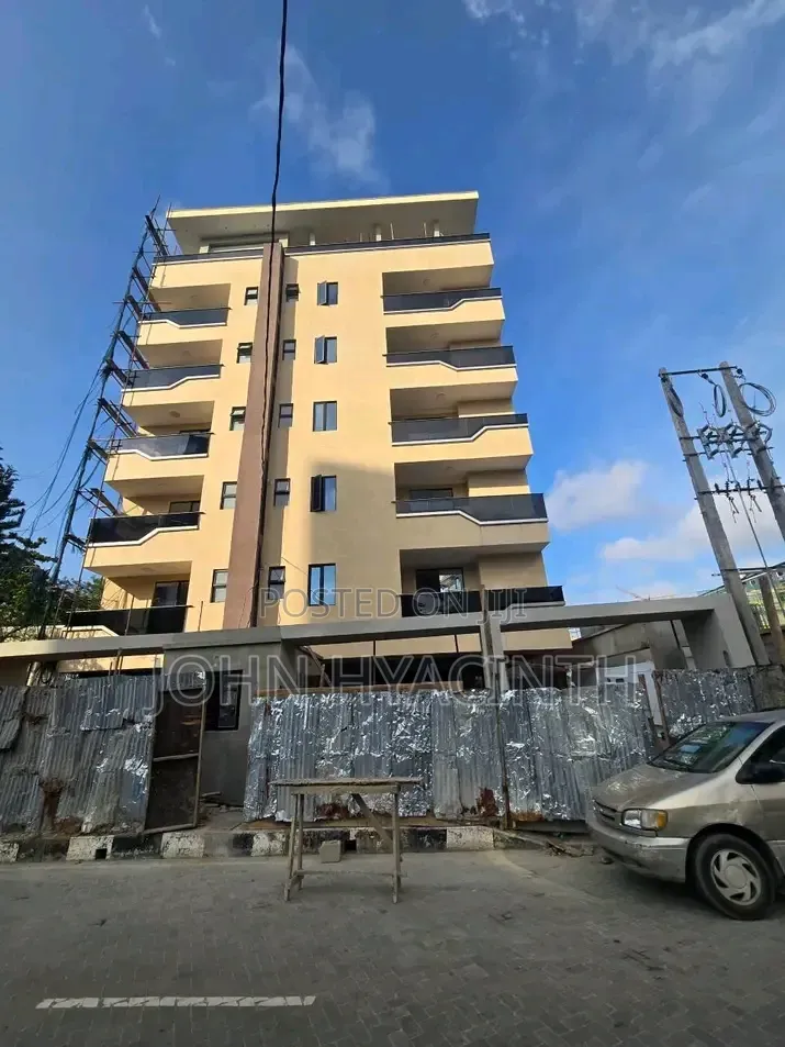 Furnished 4bdrm Penthouse in Parkview Estate for sale