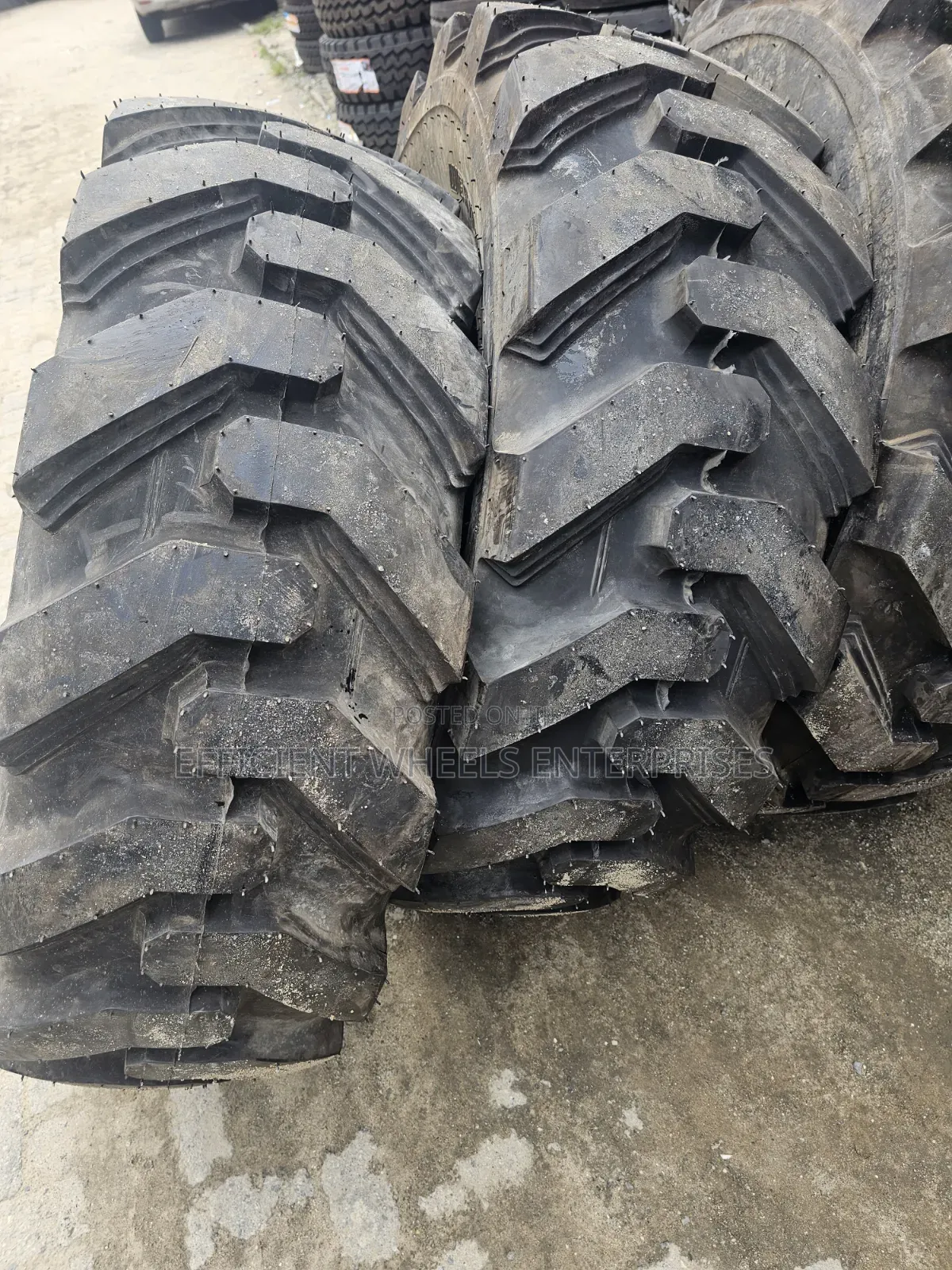 16.9-24 Backhoe Tyre Westlake